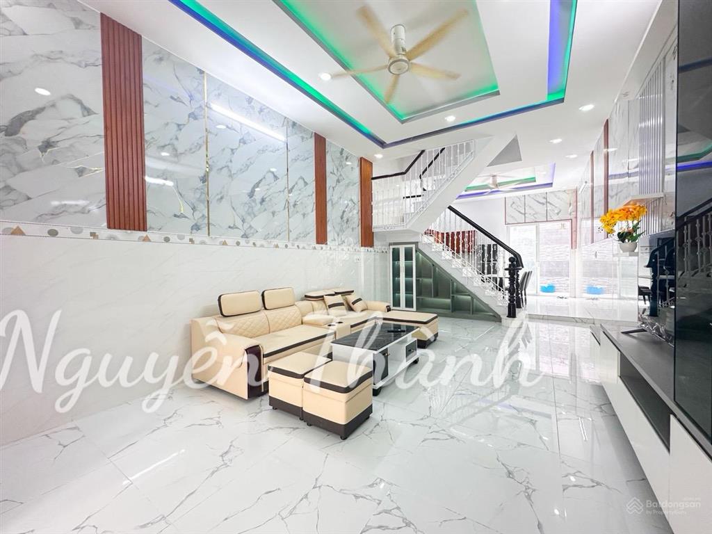 Nhà phố 3 tầng  hẻm 3,5m  huỳnh tấn phát  thị trấn nhà bè  4.5m x 16.5m  5 tỉ 250