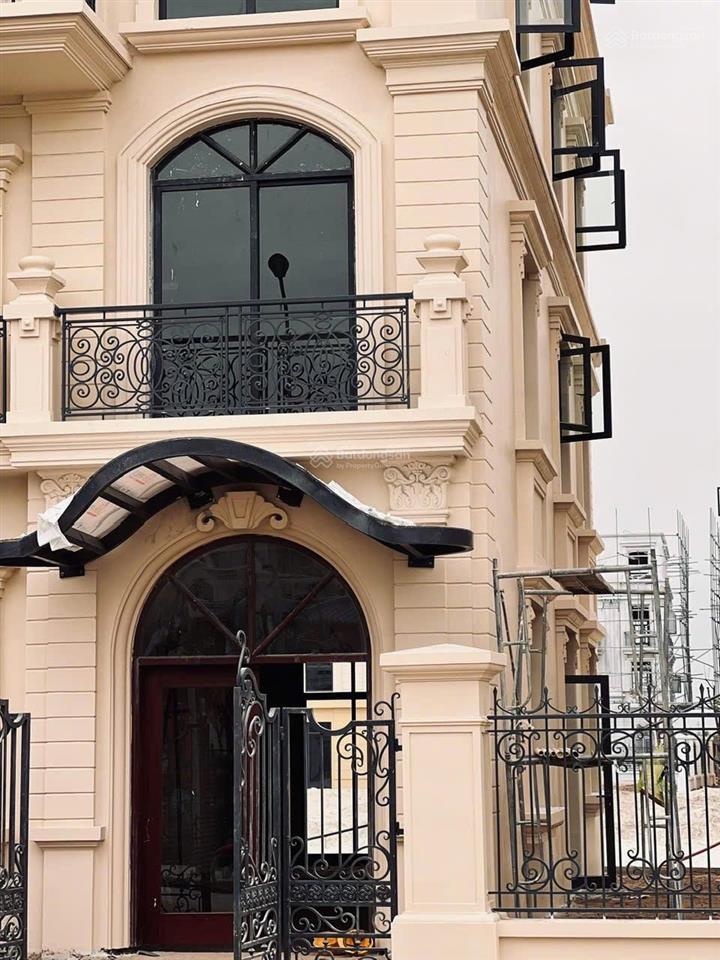 Biệt thự đảo vua vinhomes royal island hải phòng 180m2 giá hơn 90tr/m2 chiết khấu tới 17% vos