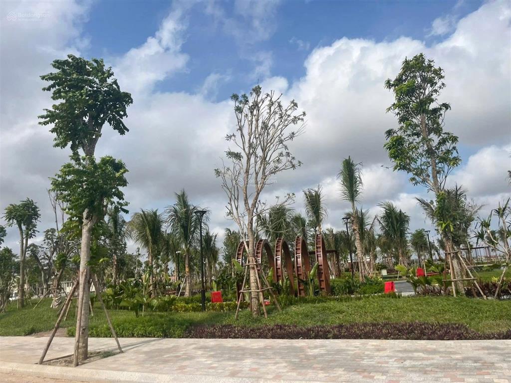 Nhận nhà sớm thiên hà hơn 5 tỷ xây thô ngay đường sáng tạo 67,5m2, công viên giá tốt hiếm hiện tại