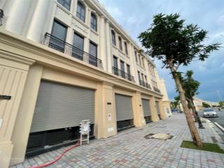 Cần tiền bán nhanh vinhomes vũ yên 4 tầng giá 8 tỷ mặt đường tương lai