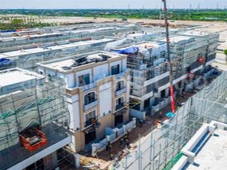 Hơn 6 tỷ giá hời hiện tại thiên hà 3 đối diện công viên trái tim dự án