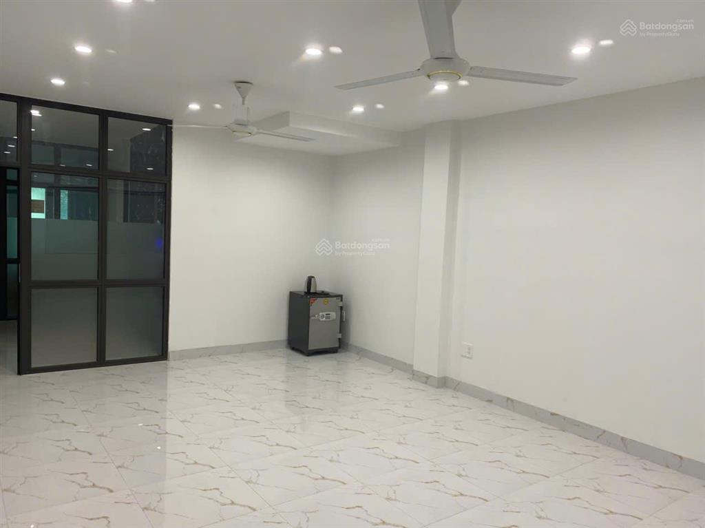 Cho thuê mặt bằng văn phòng làm việc