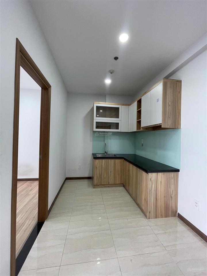 Bán nhanh căn góc bcons plaza view hồ đá giá 2,4 tỷ bao sang tên