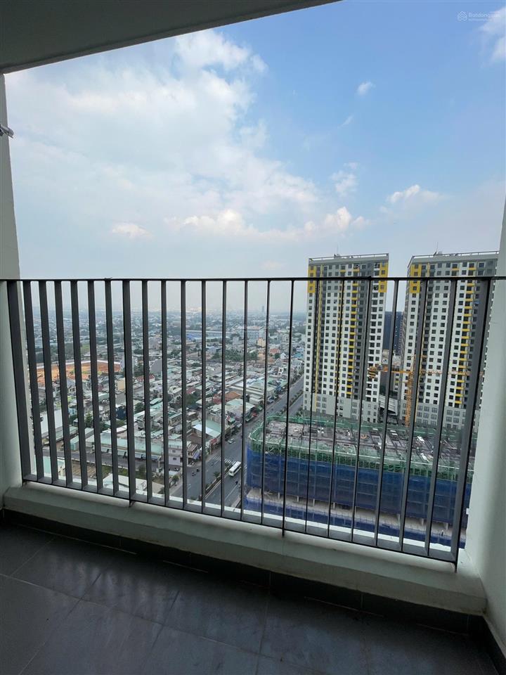 Bán nhanh căn góc bcons plaza view hồ đá giá 2,4 tỷ bao sang tên