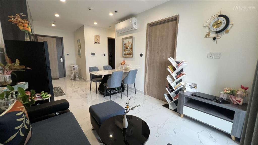 Cần bán gấp căn hộ vinhomes grand park tòa bs12