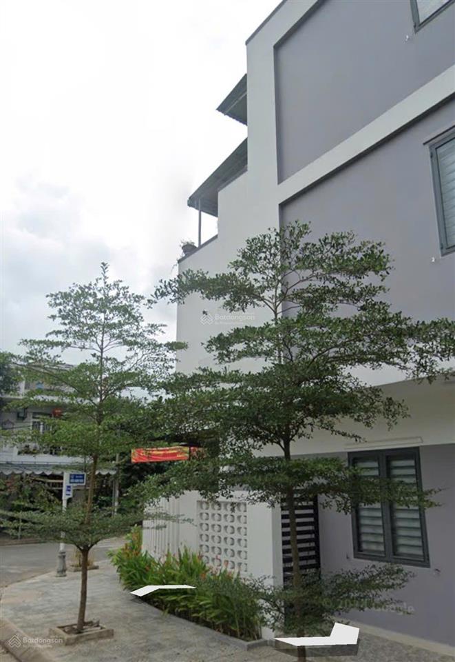 Bán nhà 3 tầng, lô góc, mặt tiền 7,5m gần đại học sư phạm đà nẵng