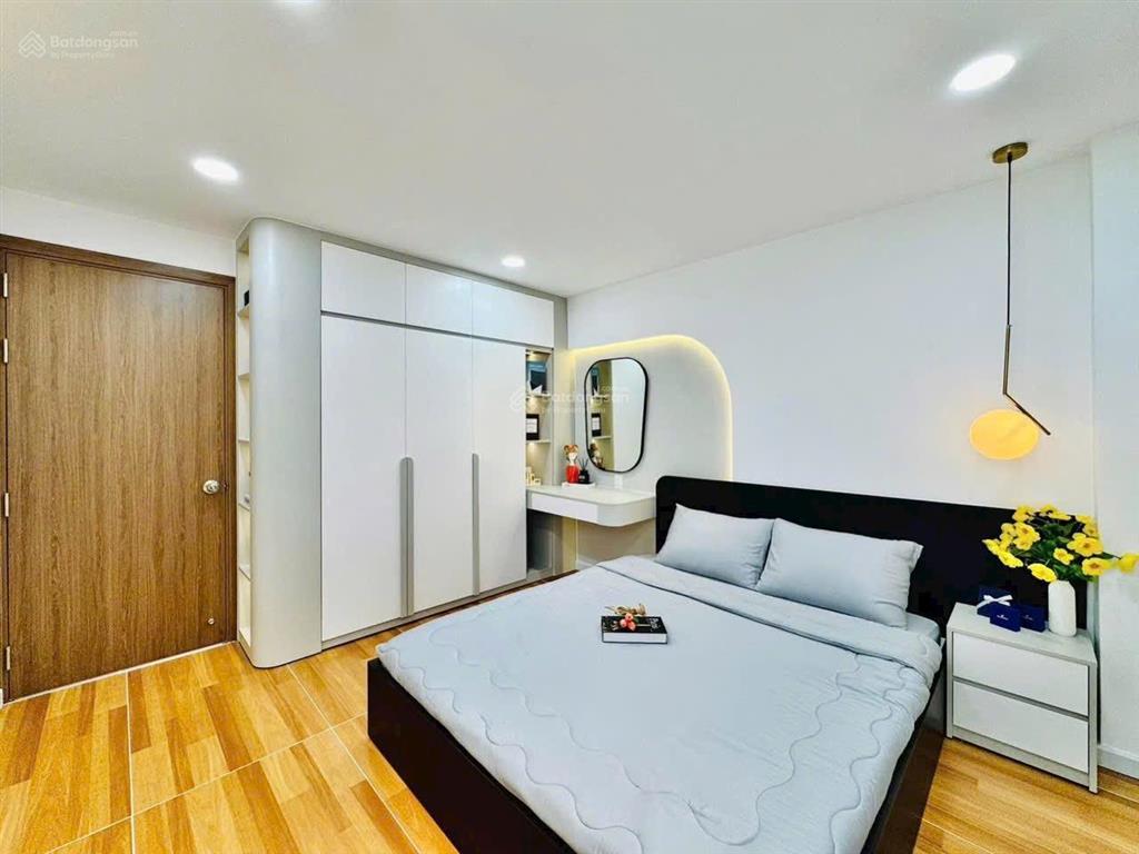 Nhà đẹp 3 tầng full nội thất 44m2 ngay ngã 6, nguyễn văn nghi, gvap, xách vali vào ở ngay chỉ 7tyx