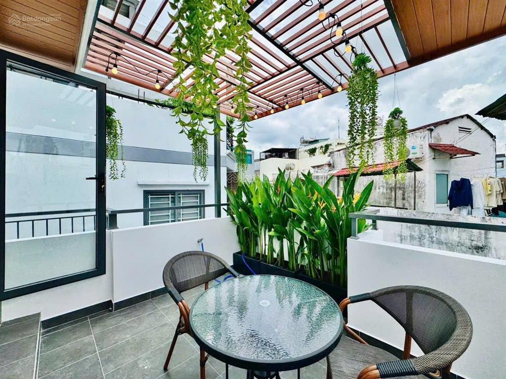 Nhà đẹp 3 tầng full nội thất 44m2 ngay ngã 6, nguyễn văn nghi, gvap, xách vali vào ở ngay chỉ 7tyx