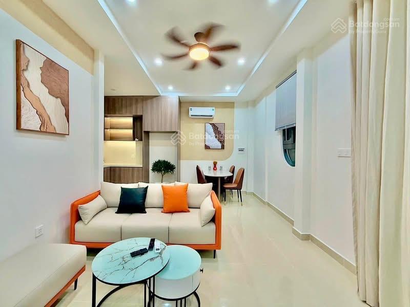 Nhà mới 60m2 3pn ngay vincom phan văn trị, xách vali vào ở ngay chỉ 5ty68