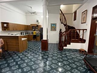 Bán đất cầu giấy, tặng nhà 3 tầng, dt 150m2 mặt tiền đẹp 11m, chia 2 căn hoặc đầu tư xây tòa