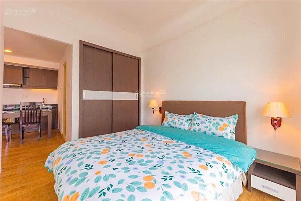 Cho thuê căn hộ tại 117 xuân thủy, cầu giấy ô tô đỗ cửa