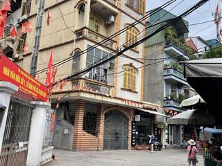 Bán biệt thự cũ 3 tầng 155m2 tại hồ tùng mậu, mai dịch, cầu giấy
