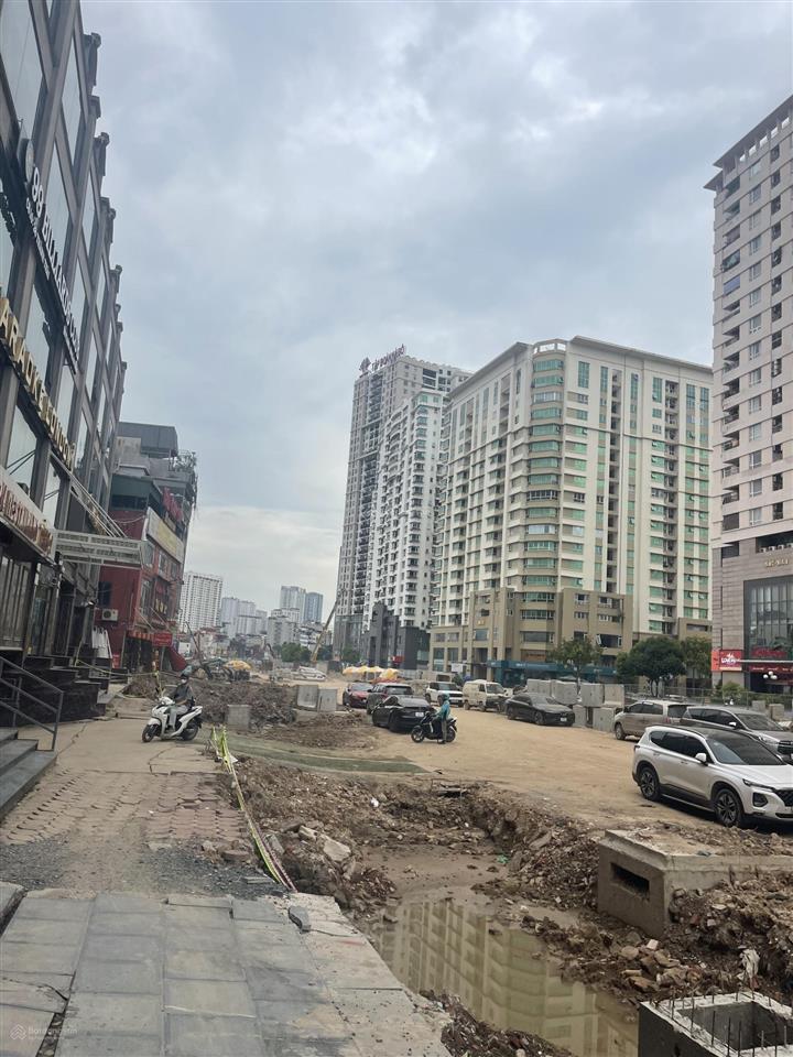 Bán nhà tại thành thái, cầu giấy, giá thỏa thuận, 139m2, hàng hiếm tại hot!