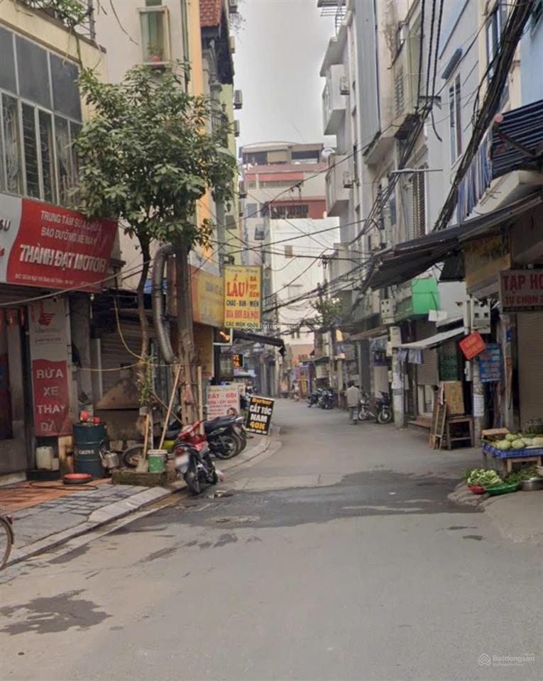 Bán nhà c4 diện tích 143m2 tại quan hoa, cầu giấy, ngay nguyễn khánh toàn đi vào
