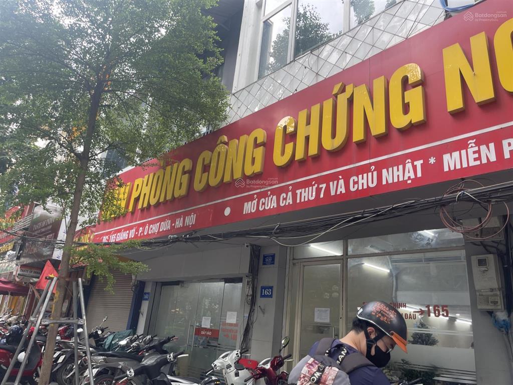 Bán nhà c4 diện tích 143m2 tại quan hoa, cầu giấy, ngay nguyễn khánh toàn đi vào