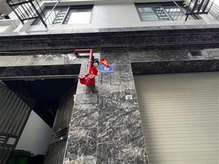 Bán nhà 126m2, 7 tầng, 29 phòng cho thuê tại nguyễn khánh toàn, cầu giấy, dòng tiền khủng