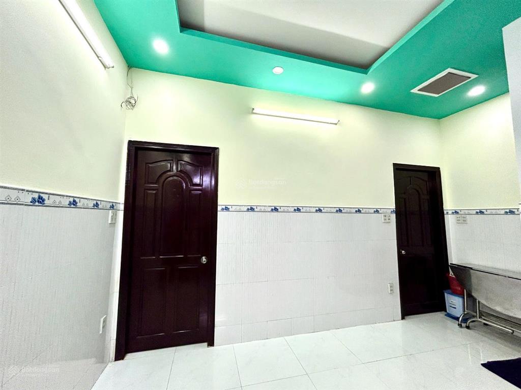 Bán nhà khu bàu cát tân bình  4.9x12  hẻm xe hơi  2 tầng  4pn  chỉ 6.9tỷ