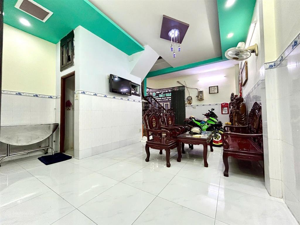 Bán nhà khu bàu cát tân bình  4.9x12  hẻm xe hơi  2 tầng  4pn  chỉ 6.9tỷ