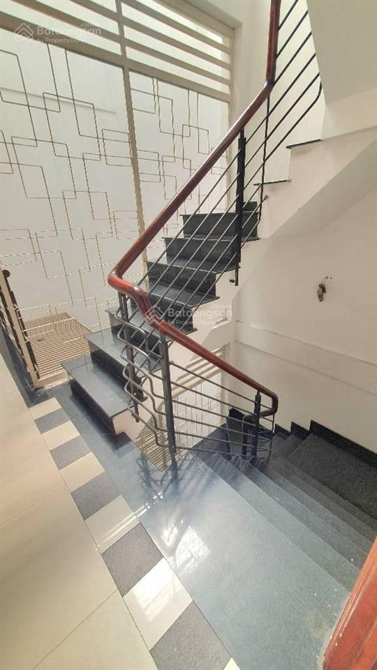 Bán nhà 2 mặt hẻm xe tải  vườn lài  4x18  cách mt chỉ 30m  5 tầng  nhà phong thuỷ rất đẹp