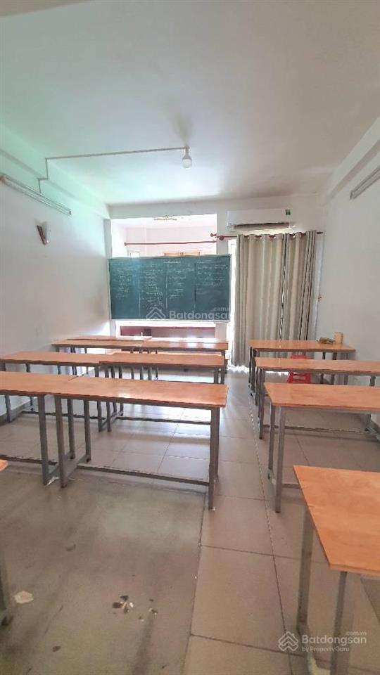 Bán nhà 2 mặt hẻm xe tải  vườn lài  4x18  cách mt chỉ 30m  5 tầng  nhà phong thuỷ rất đẹp