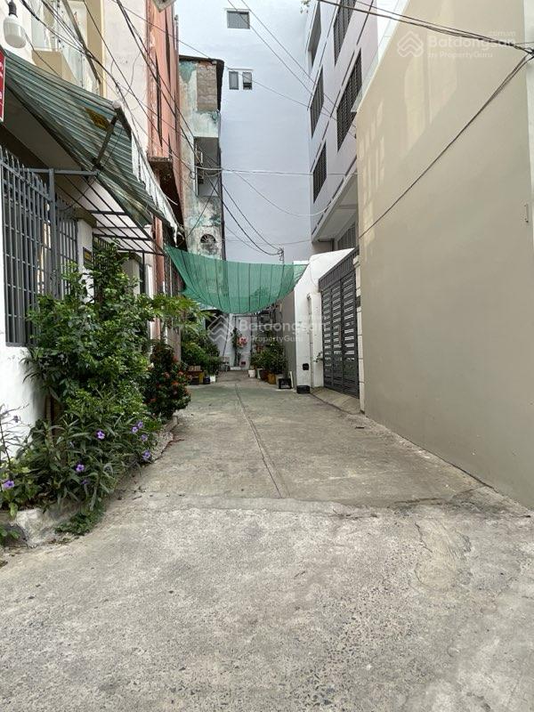 Bán nhà lũy bán bích  120m2  8.5 tỷ  ngang 5.7m  hẻm xe hơi  cách vài căn ra mt  3pn