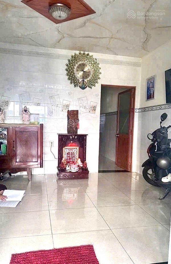 Nhà mặt tiền  ngang 5.3m (5.3x15) 2 mặt hẻm  chỉ 8.6tỷ  giá tốt so với khu vực  chủ ở lâu dời