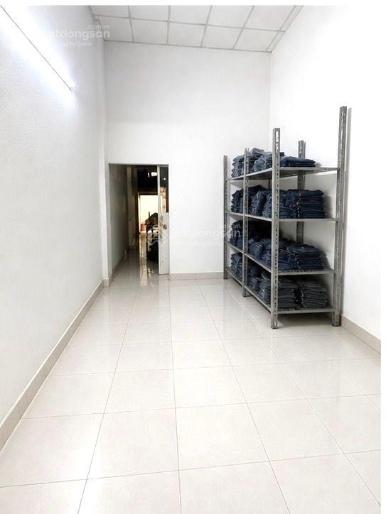 Nhà tân phú  mặt tiền kd  95m2  6.99tỷ  không quy hoạch  2 tầng  cách aeon chỉ 3p
