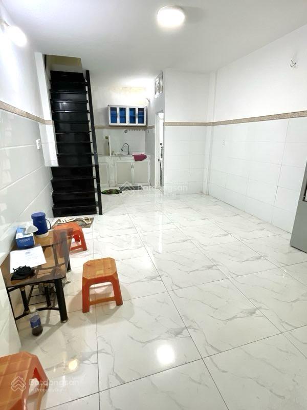 Lý thường kiệt  chỉ 3,2 tỷ  hẻm 3m  2 tầng  đi bộ ra chợ chỉ 1 phút  gần trường / chợ tân bình