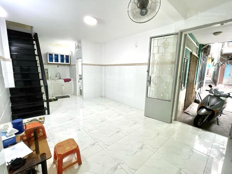 Lý thường kiệt  chỉ 3,2 tỷ  hẻm 3m  2 tầng  đi bộ ra chợ chỉ 1 phút  gần trường / chợ tân bình