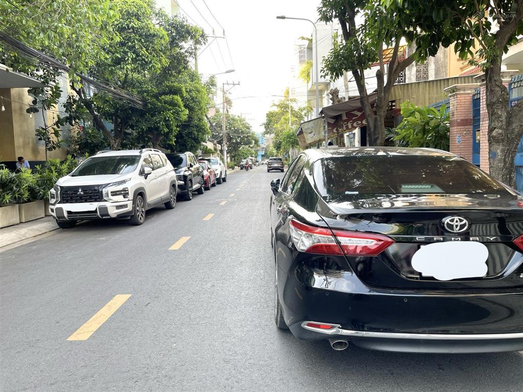 Mtkd khuông việt  đầm sen  4.5x20  đường nhựa 10m có lề  8.6tỷ  vị trí đắt địa  pháp lý chuẩn