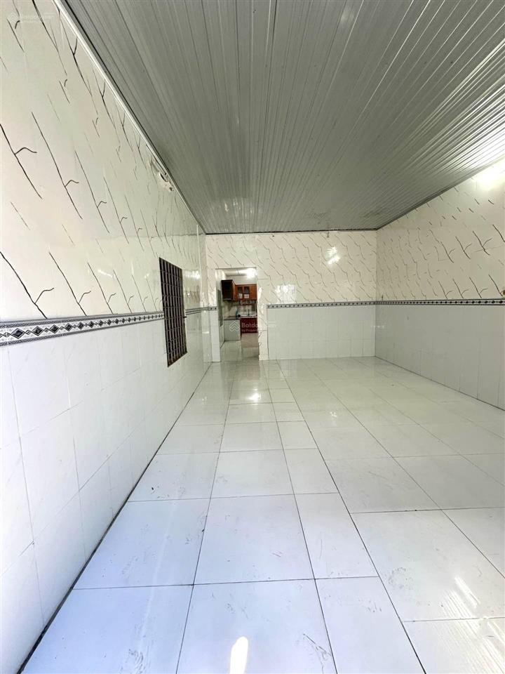 Ngay chợ tân hương chỉ 80 triệu/m2  4.4 x 16  chỉ 5.3tỷ  vuông vức  có thêm 20m2 sân để xe