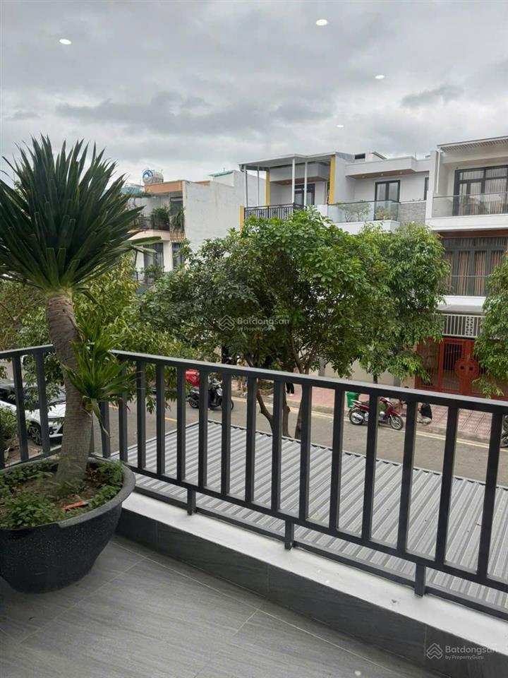 Bán nhà gói 2 mỹ gia  gần bv đa khoa yersin, nha trang