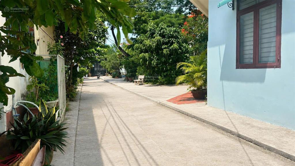 Bán đất tặng nhà tái định cư đất lành nha trang. ô tô thông 5m, cạnh kđt sun group. giá 2.9 tỷ