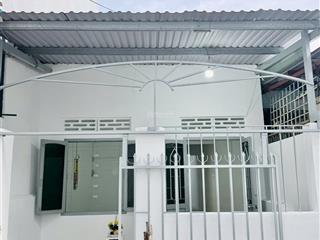 Bán đất tặng nhà tái định cư đất lành nha trang. ô tô thông 5m, cạnh kđt sun group. giá 2.9 tỷ