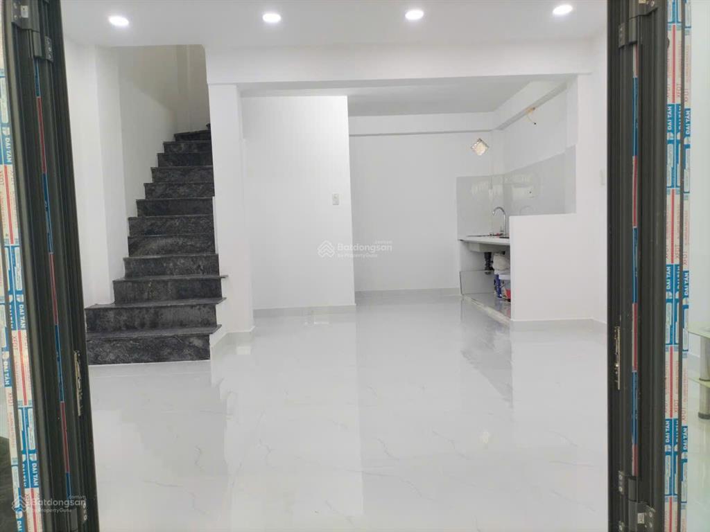 Hạ giá bán nhà 3 tầng hẻm đồng nai, nha trang. diện tích 36.7m2, 2pn, giá 2,95 tỷ