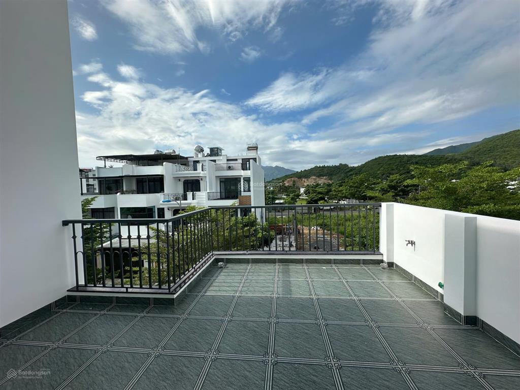 Bán nhà đẹp full nội thất gói 3 kđt mỹ gia nha trang. dt 100m2, 3pn, giá 9 tỷ ở ngay