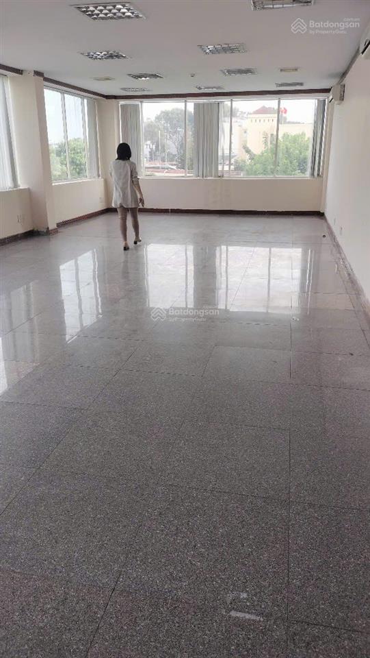 Cho thuê văn phòng đường thành thái, phường 14, quận 10 dt 95m² giá 27tr/tháng