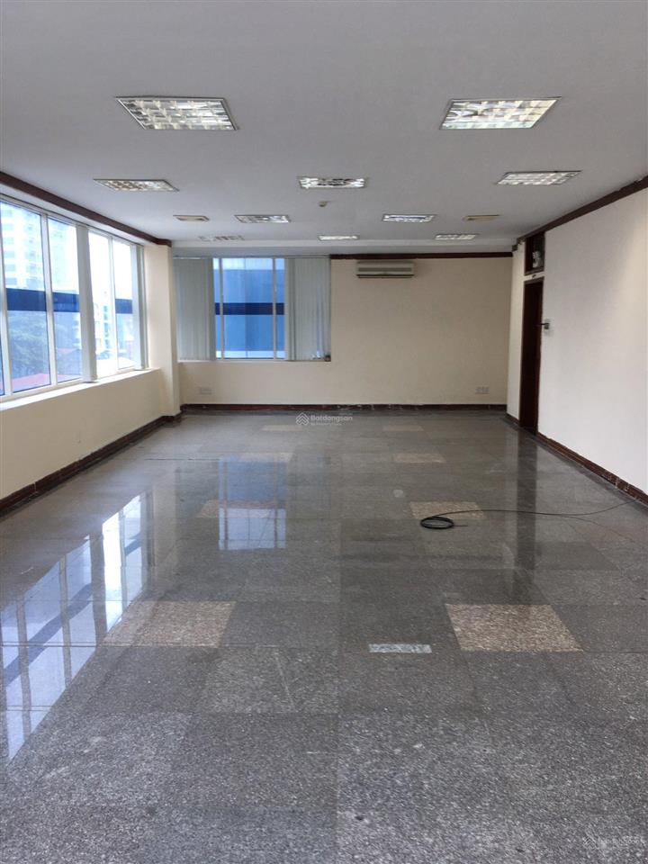 Cho thuê văn phòng đường thành thái, phường 14, quận 10 dt 95m² giá 27tr/tháng