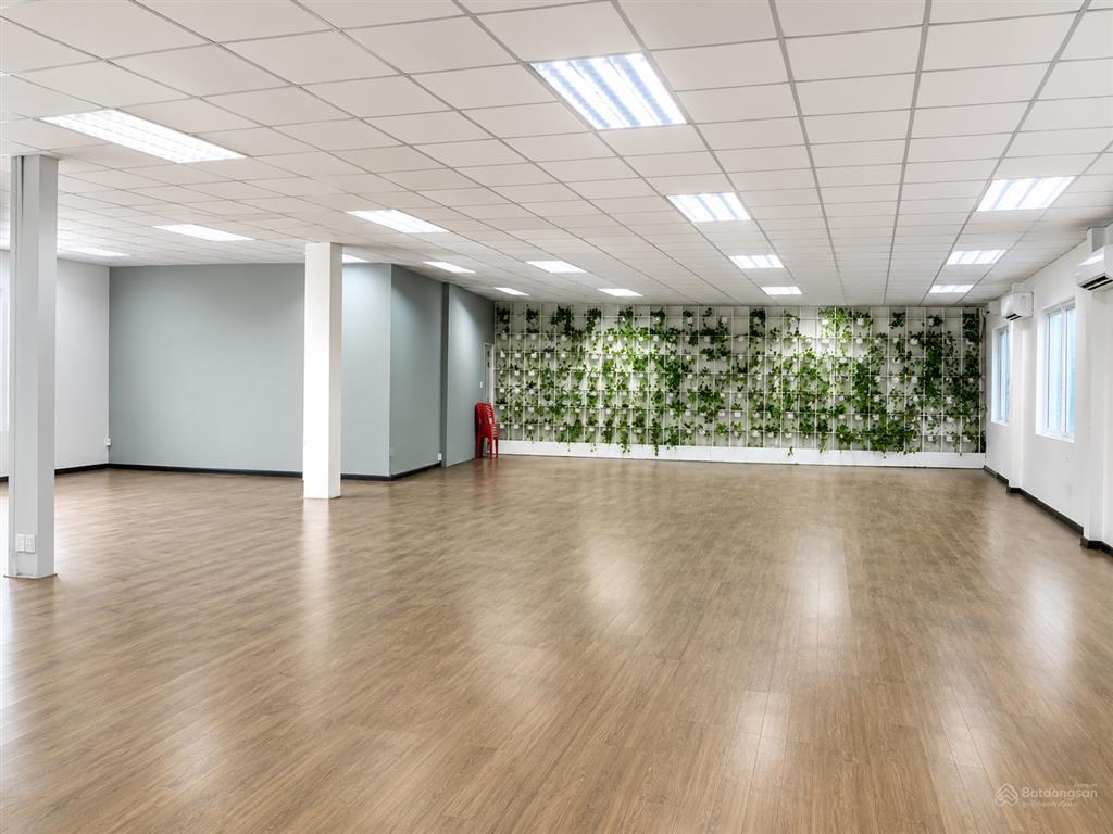 Cho thuê văn phòng đường hồng hà, phường 9, quận phú nhuận, 40 triệu/th, 230m2, view đẹp, hot