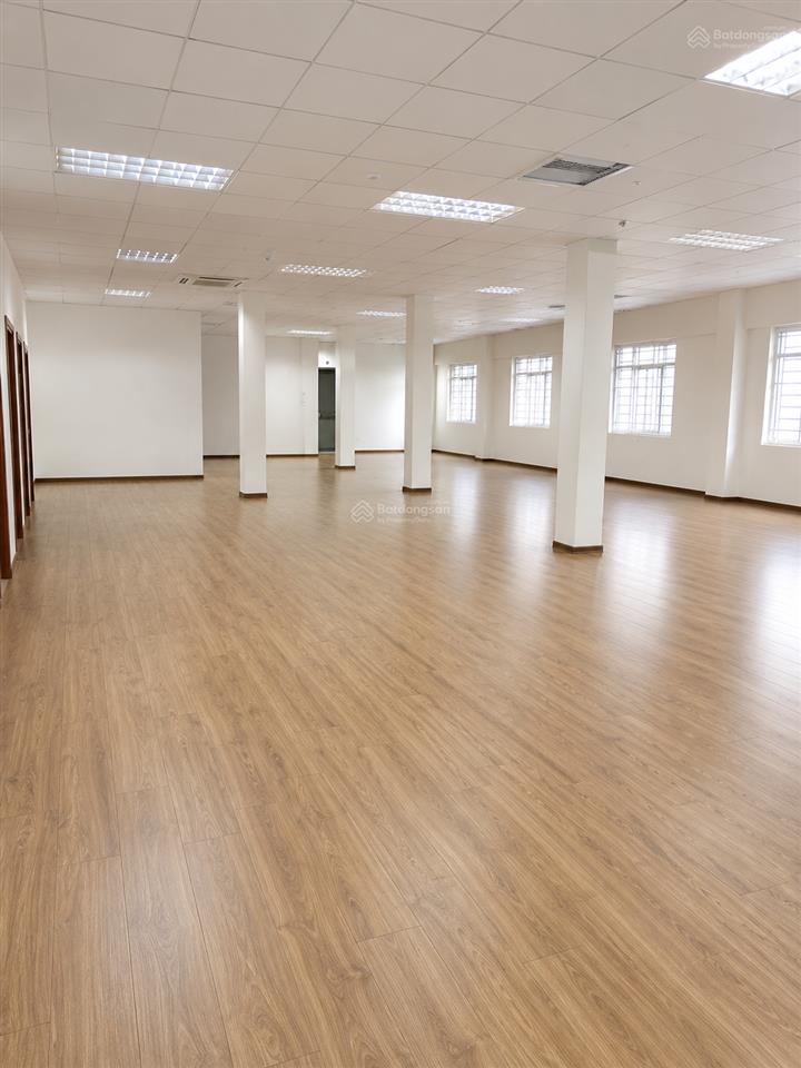 Cho thuê văn phòng đường hồng hà, phường 9, quận phú nhuận, 40 triệu/th, 230m2, view đẹp, hot