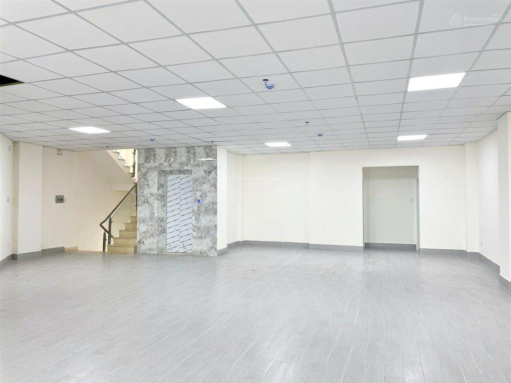 Cho thuê văn phòng 160m2, 35 triệu vnd tại đào duy anh, p 9, q. phú nhuận, tp. hcm  giá ưu đãi đẹp