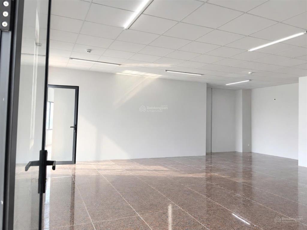 Cho thuê văn phòng đường d5, phường 25, quận bình thạnh, giá 22,5 triệu/tháng, 120m2