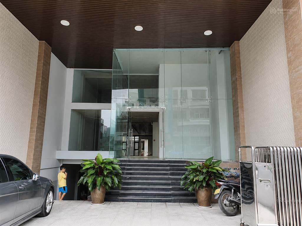 Cho thuê sàn 190m2 giá 36tr/tháng rẻ view đẹp nhất khu vực đường xô viết nghệ tĩnh p25 q bình thạnh