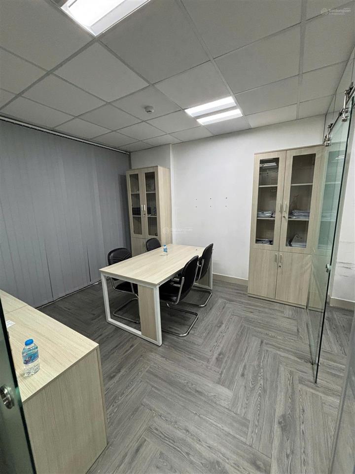 Cho thuê văn phòng đường tân cảng phường thạnh mỹ tây tphcm dt 100m2 giá 19 tr/th full nội thất