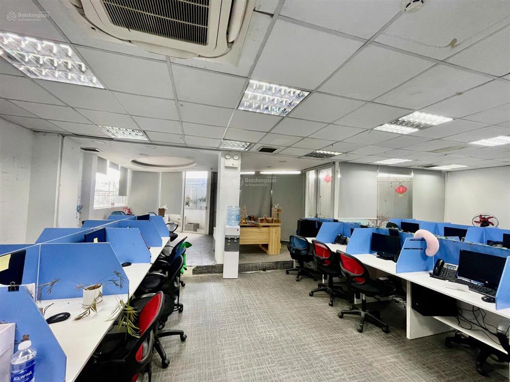 Cho thuê văn phòng rẻ, đẹp full nội thất 250m2, giá 50 triệu vnd tại út tịch, p4, tân bình, tp. hcm