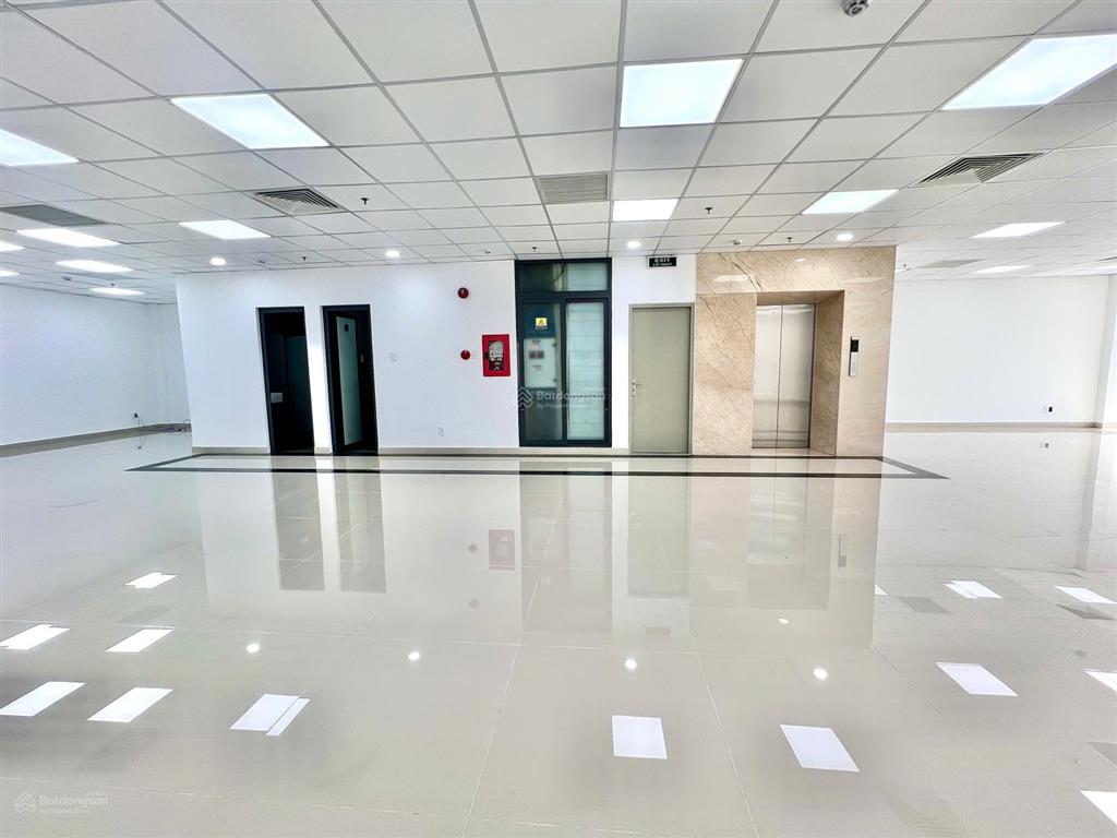 Cho thuê sàn làm văn phòng khu sân bay phường 2 tân bình dt 100m2, giá 20tr/tháng chính chủ