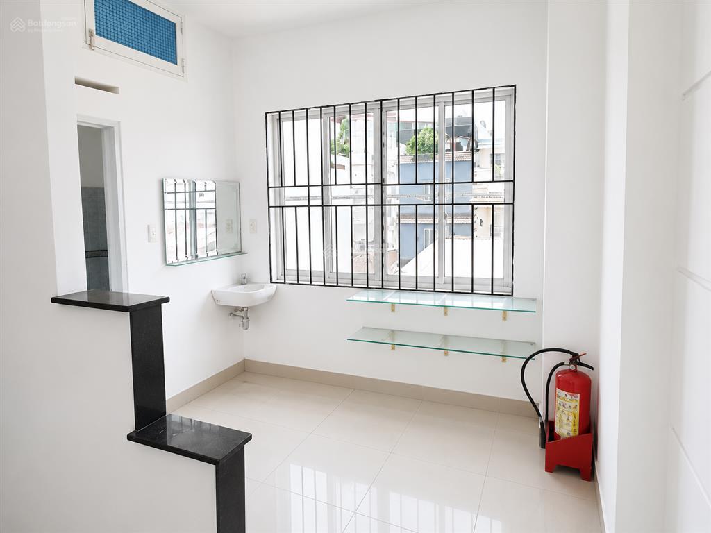 Cho thuê văn phòng tại trần quốc hoàn phường tân sơn hòa tphcm 65m2 giá 9,5tr/tháng free xe máy