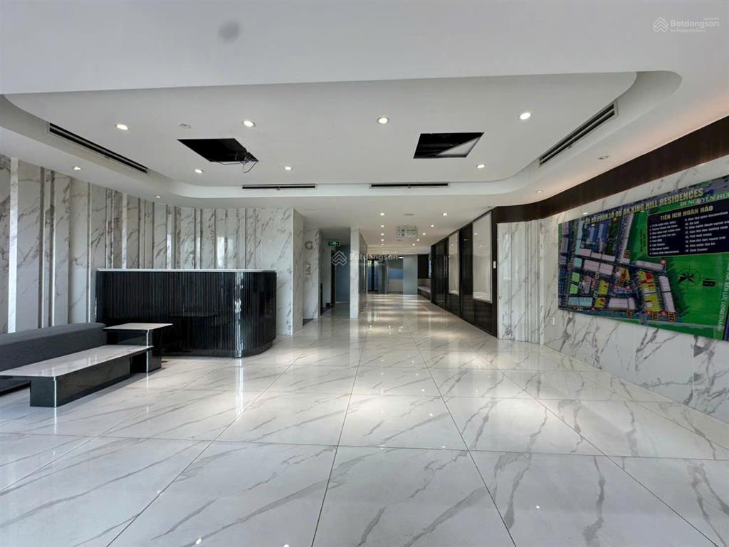 Cho thuê văn phòng đường bạch đằng p2 tân bình 130m2 ngăn sẵn 2 phòng 70m2 và 50m2 giá 20tr/tháng