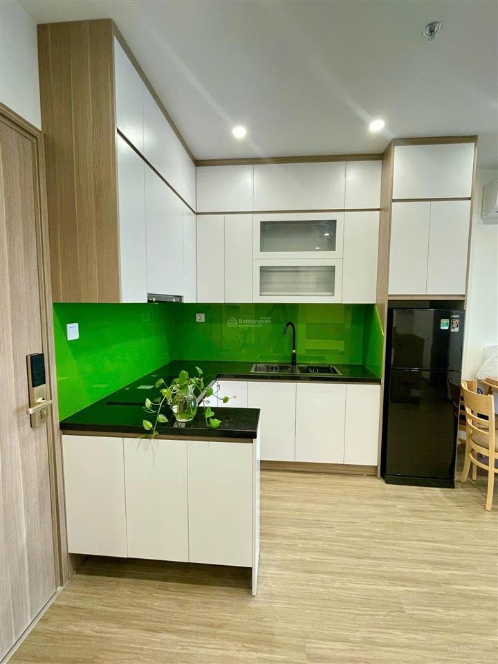 Chính chủ bán căn 1+42,8m2 tầng 2621 tòa sa3 vinhomes smart city. giá 3tỷ1 bao phí