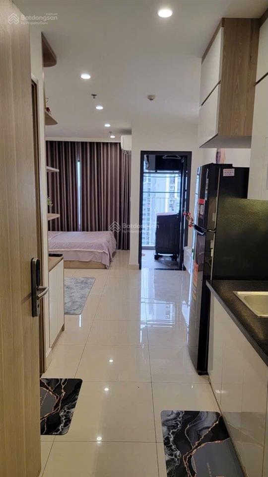 Chính chủ bán căn studio 28m² tầng 23 tòa s203 vinhomes smart tây mỗ. giá 2,1 tỷ bao phí